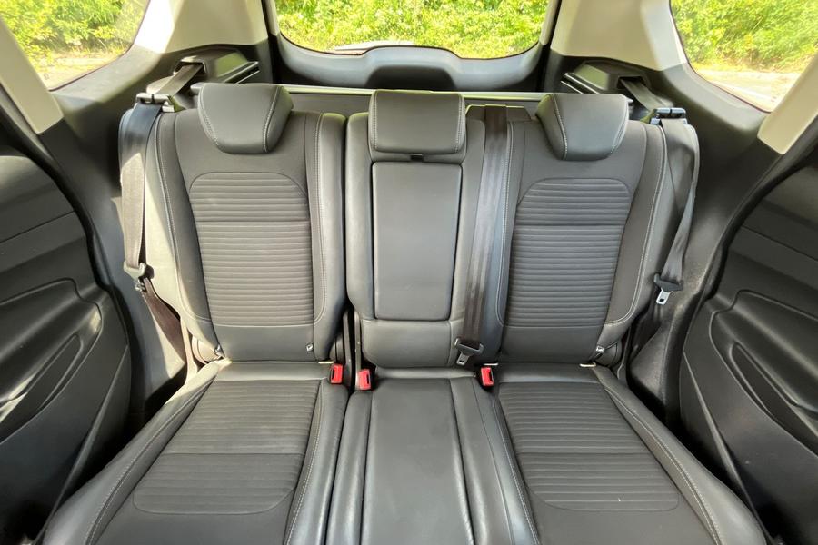 Ford KUGA Photo autoimg-d34a1bf48899511247e414aee54257410a9748b7.jpg