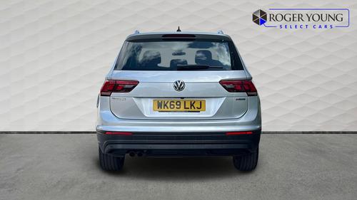 Volkswagen Tiguan Photo autoimg-d34a7b9b62b5b3df40cd381d5e9de848234ba37c.jpg