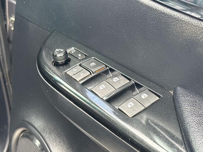 TOYOTA Hilux Photo 46