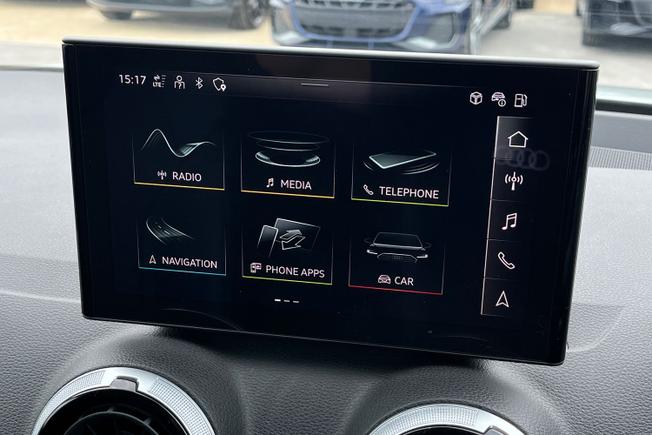 AUDI  SQ2 Photo 13