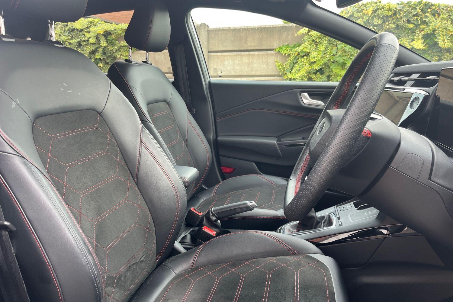 Ford PUMA Photo 16