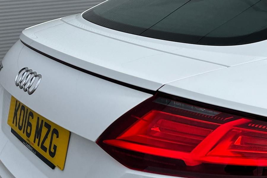 Audi TT Photo autoimg-d34ff968aa76a9895a115a733d5bb1bbcd716e01.jpg