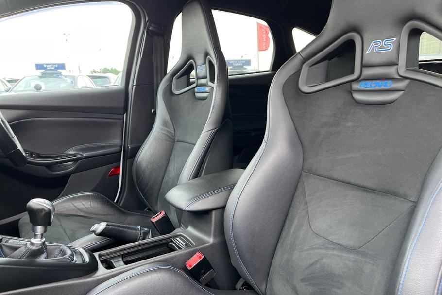 Used Ford FOCUS RS 19