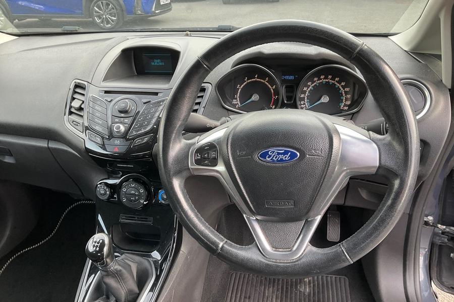 Ford FIESTA Photo autoimg-d35764032170a37fe1ba5a21b98364561419ef8b.jpg