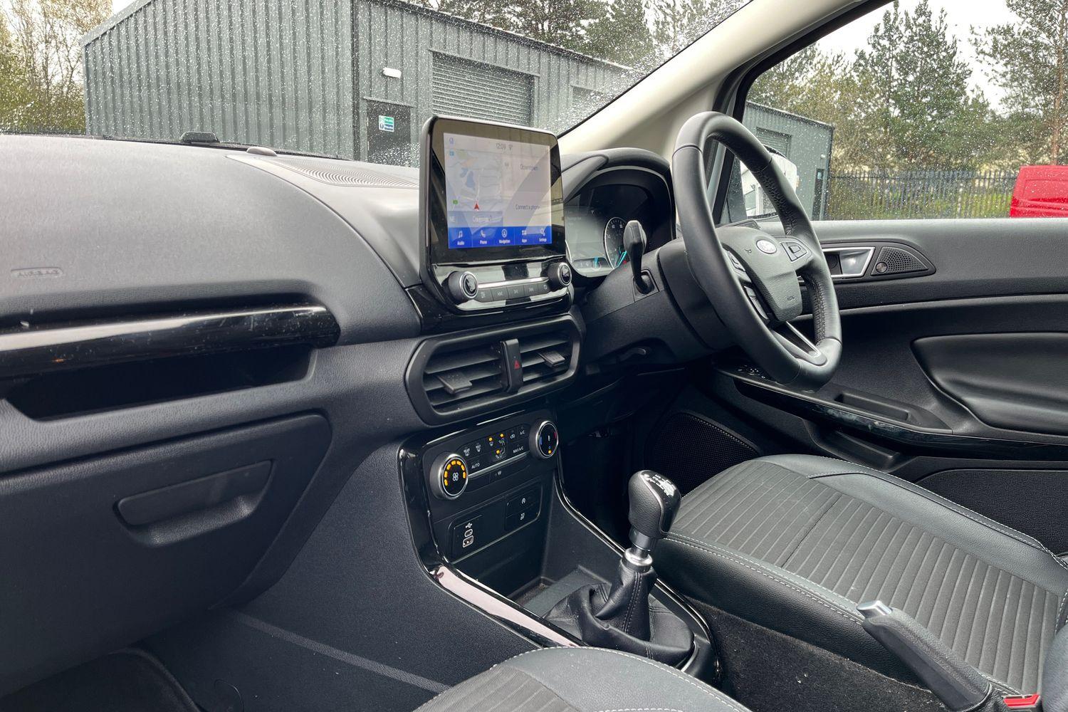 Ford ECOSPORT Photo 17