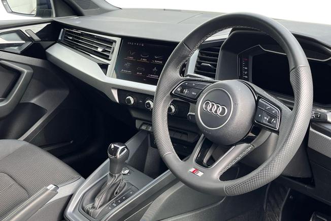 Audi A1 Photo 6
