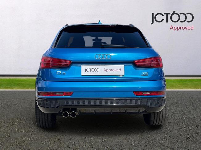 AUDI Q3 Photo 7