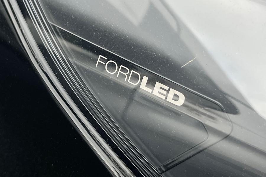Ford TRANSIT CUSTOM Photo autoimg-d35f3092dc974352990213d6e2b90ae2cb31137d.jpg