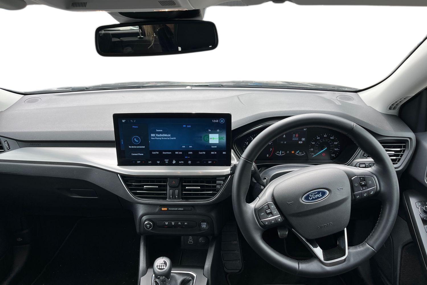 Ford FOCUS Photo 10