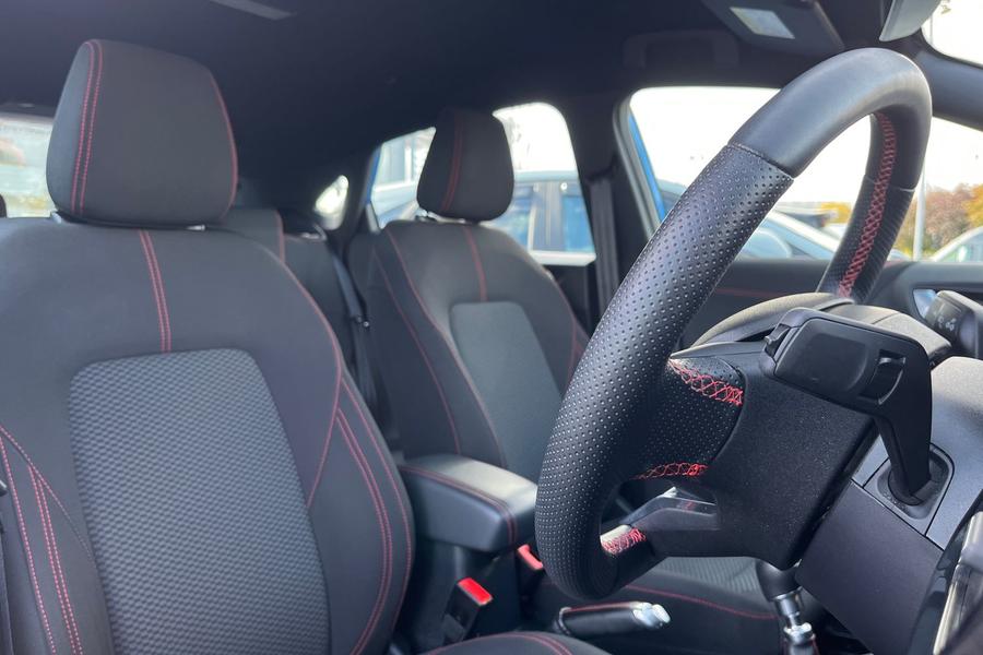 Ford PUMA Photo autoimg-d362370833e51048e731d5822b5642a9a3bb3da1.jpg