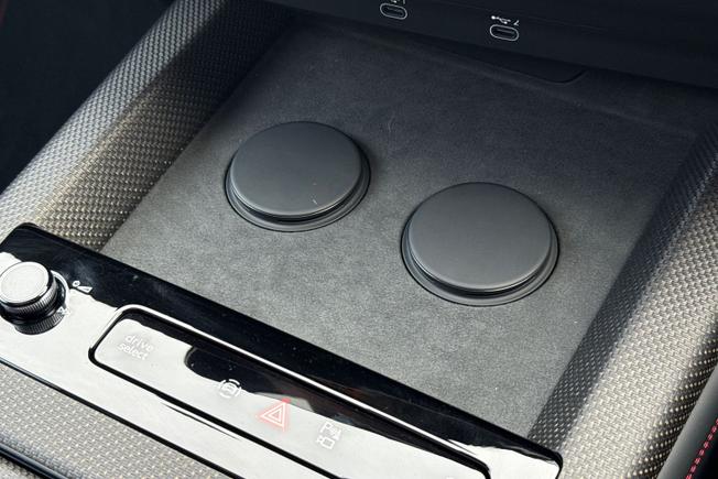 AUDI Q7 Photo 44