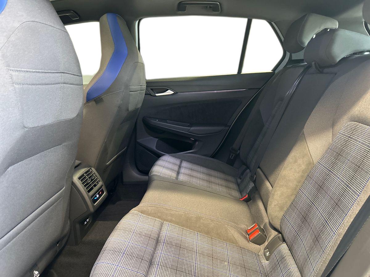 Volkswagen Golf Photo autoimg-d36805586f300b6b7226fbfd022940f217858b70.jpg