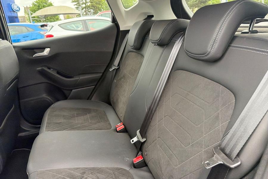 Ford FIESTA Photo autoimg-d36e72daed61223295d725f861c5c71d5d6950fd.jpg
