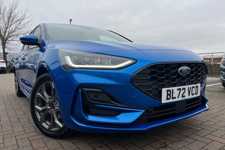 Ford FOCUS Photo autoimg-d3750d43d78846022c620f94f1d025ccc1902c59.jpg
