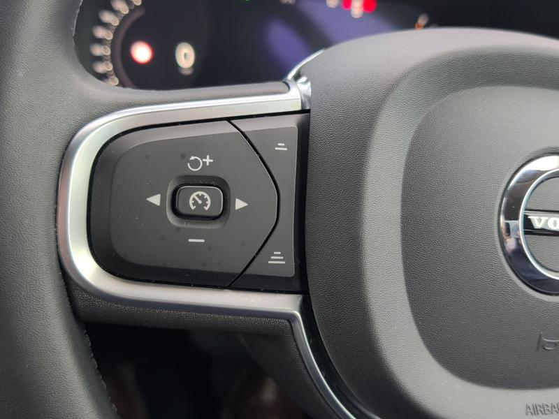 Used Volvo V60 FP23AOF 40