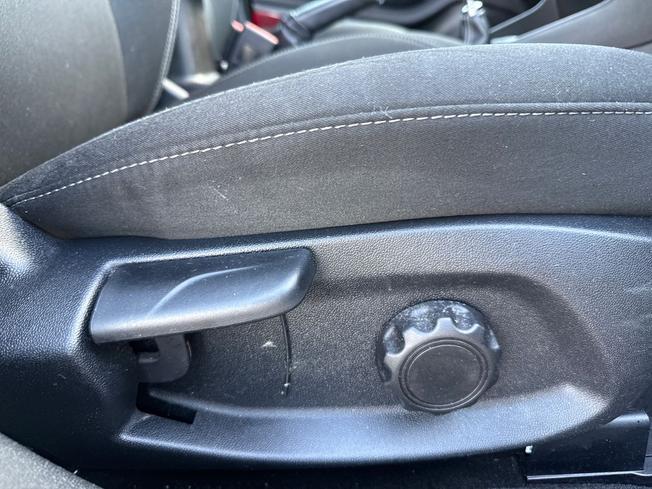 FORD Fiesta Photo 24