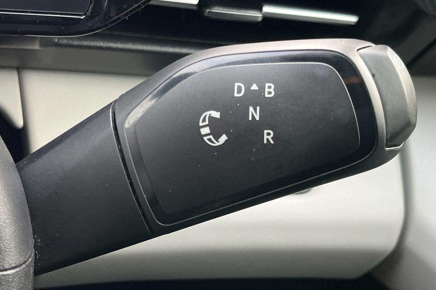 Ford EXPLORER Photo 14