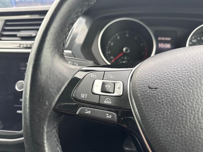Volkswagen Tiguan Photo 16