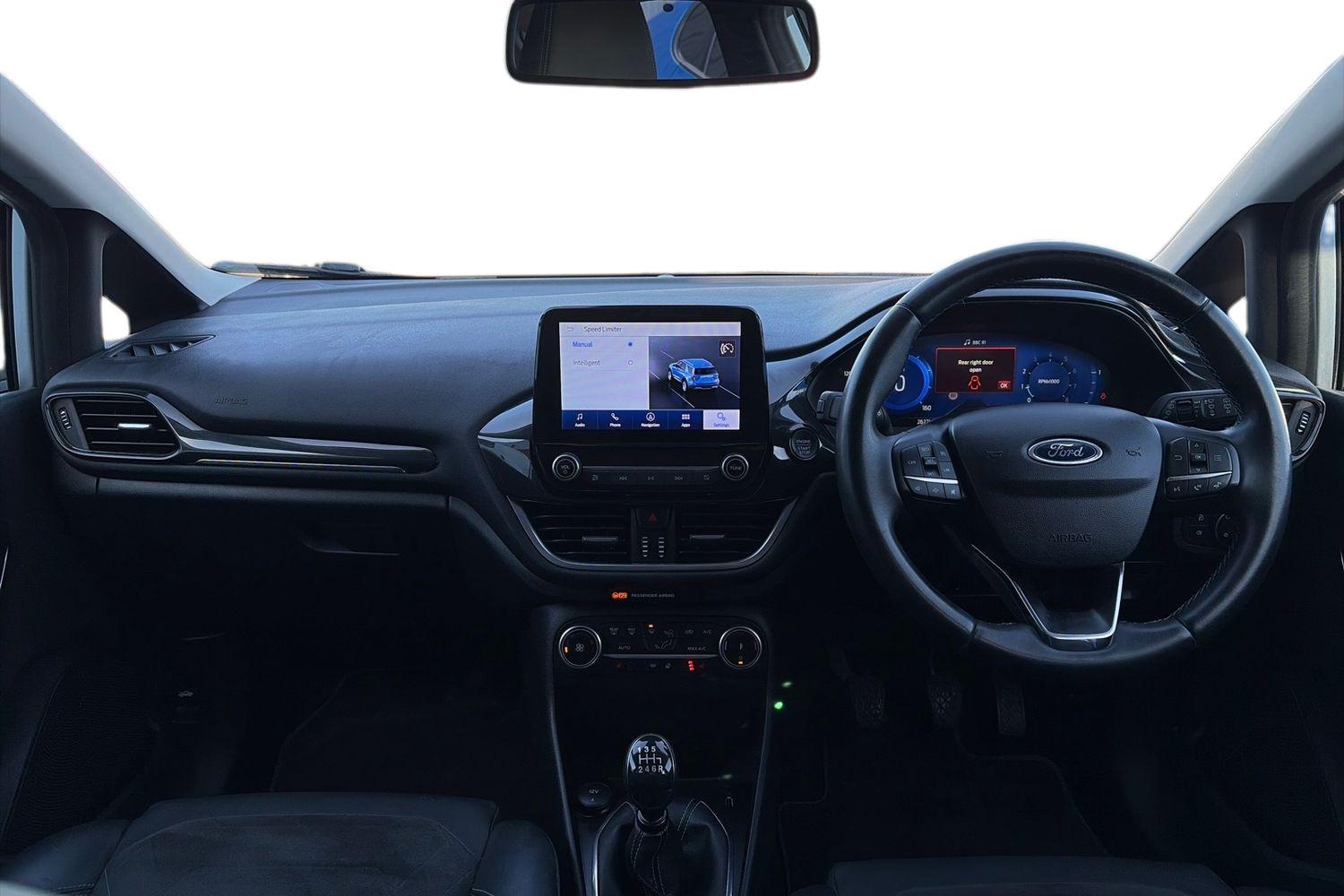 Ford FIESTA Photo 9