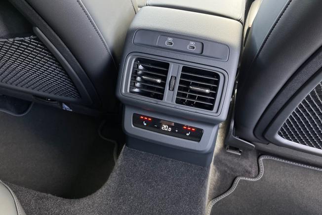 AUDI Sq5 Photo 28