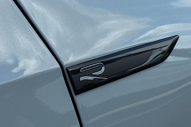 Volkswagen Golf Photo 49
