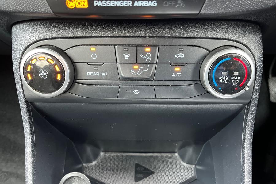 Ford Fiesta Photo autoimg-d37e3c234571a7db8f04486c8d48bdd5dfe07855.jpg
