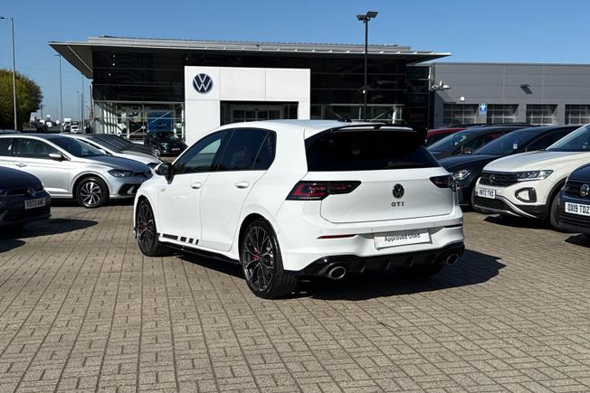 Volkswagen Golf Photo 31