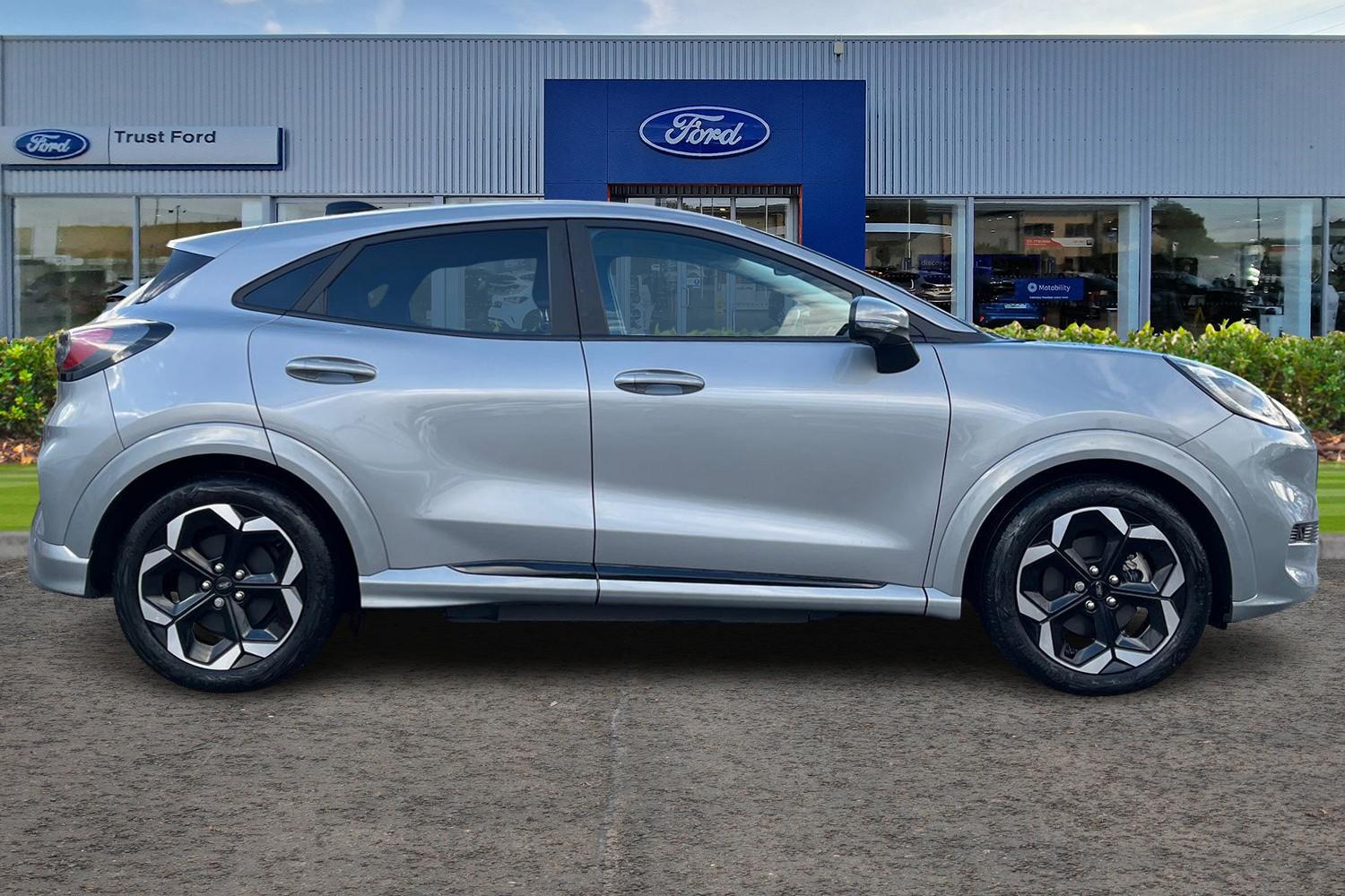 Ford PUMA GEN-E Photo 2