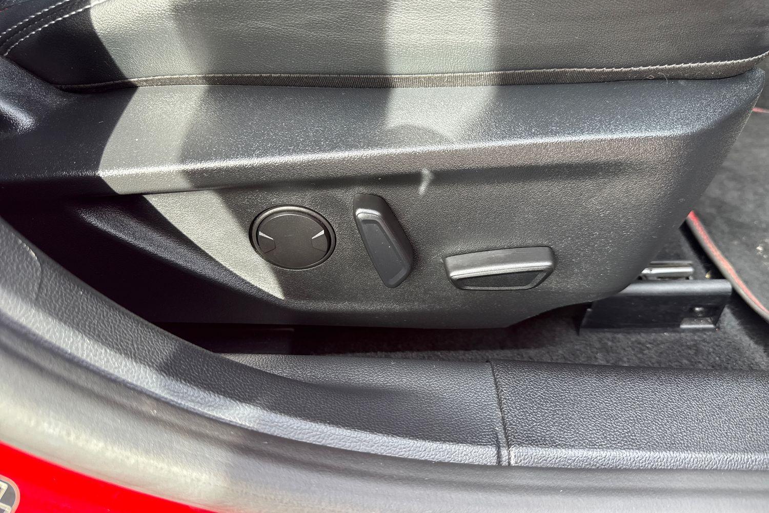 Ford FOCUS Photo 33
