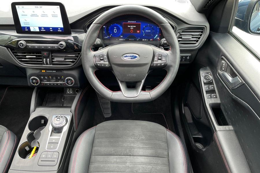 Ford KUGA Photo autoimg-d38800ca3ee463d0607a2a12c8566fa866065325.jpg