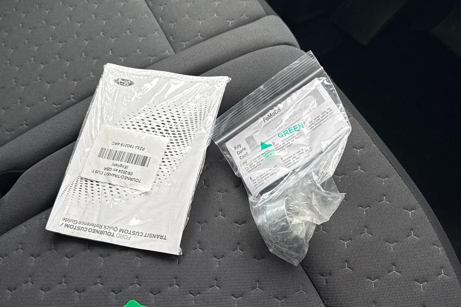 Used Ford TRANSIT CUSTOM 37