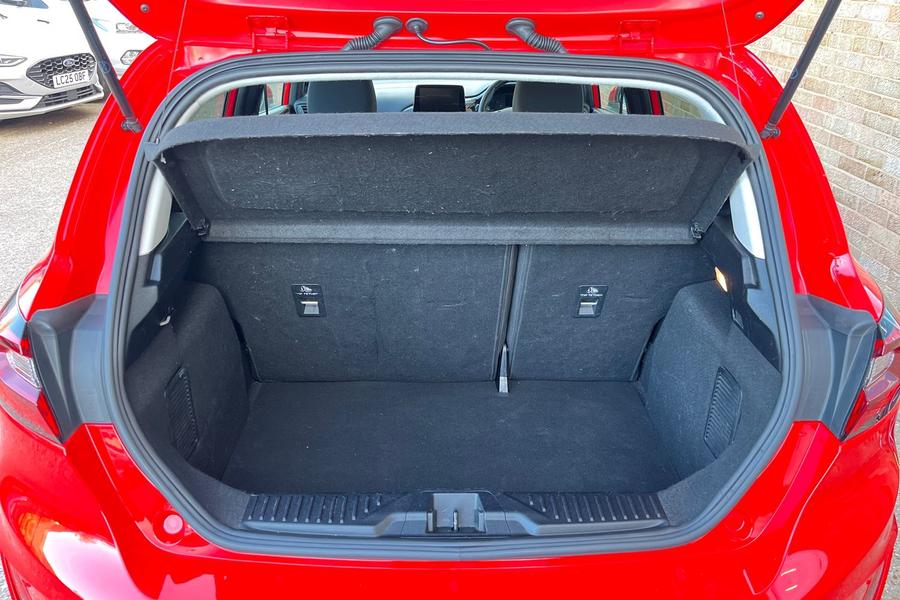 Ford FIESTA Photo autoimg-d38aa6d592b2ff7fcd3d278105305613ad737429.jpg