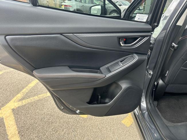 SUBARU Xv Photo 29