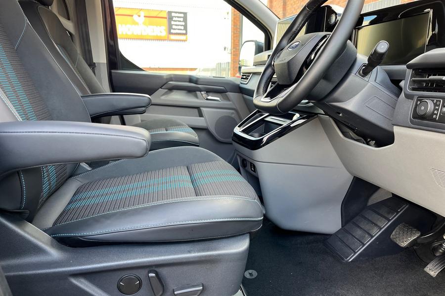 Ford TRANSIT CUSTOM Photo autoimg-d38eb5ee35afc177dbbfb6e037e277265269748d.jpg