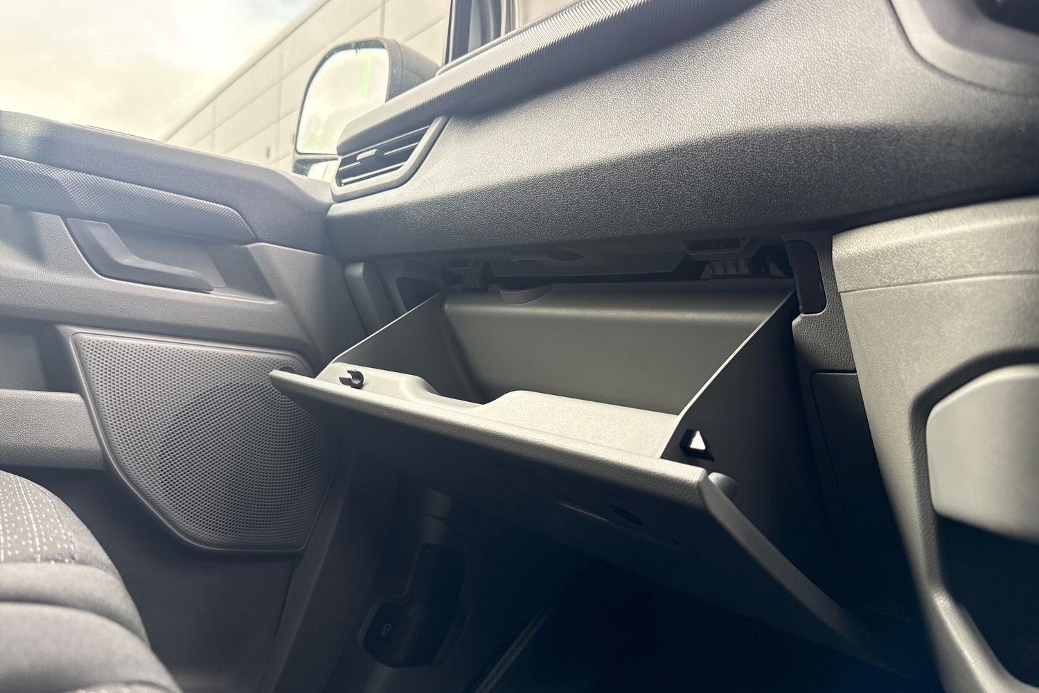 Ford E-TRANSIT CUSTOM Photo 36