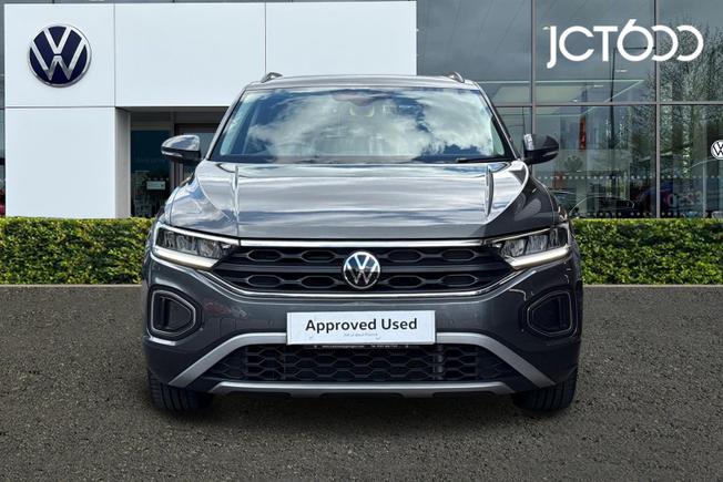 VOLKSWAGEN T-Roc Photo 8