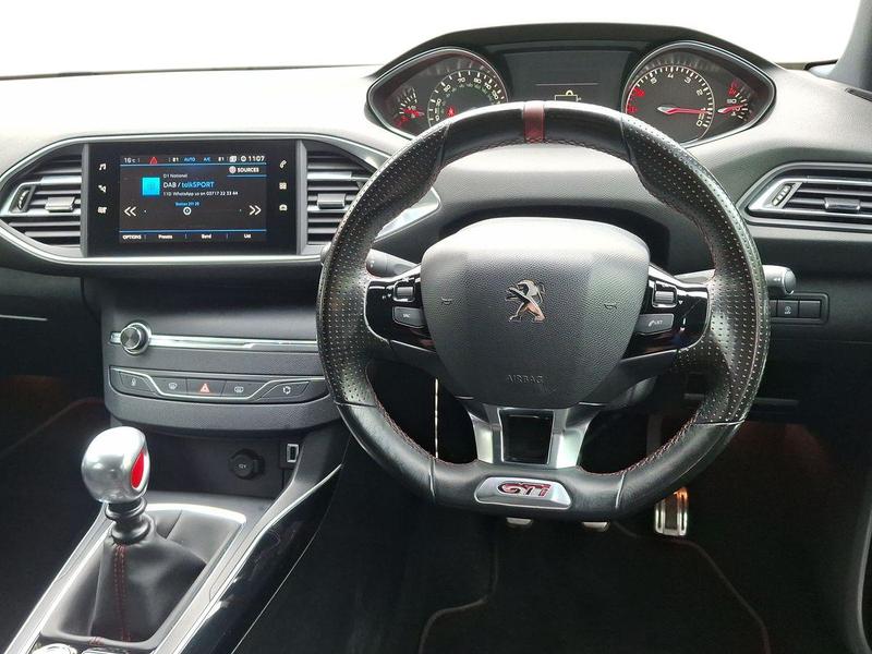 Used Peugeot 308 NU69VXE 12
