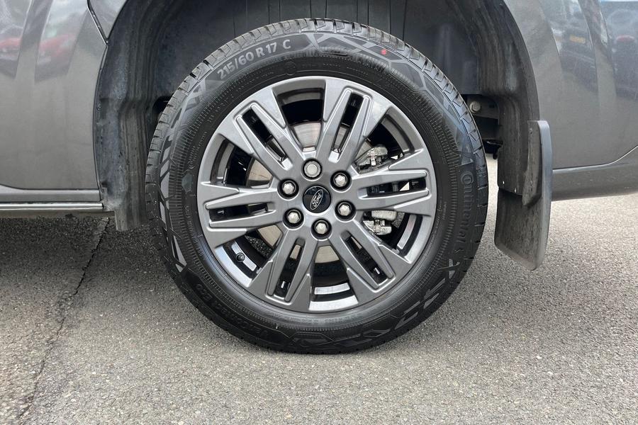 Ford TOURNEO CUSTOM Photo autoimg-d3992adb6df77fd2c9e3e9ccbd26be829fe268c3.jpg