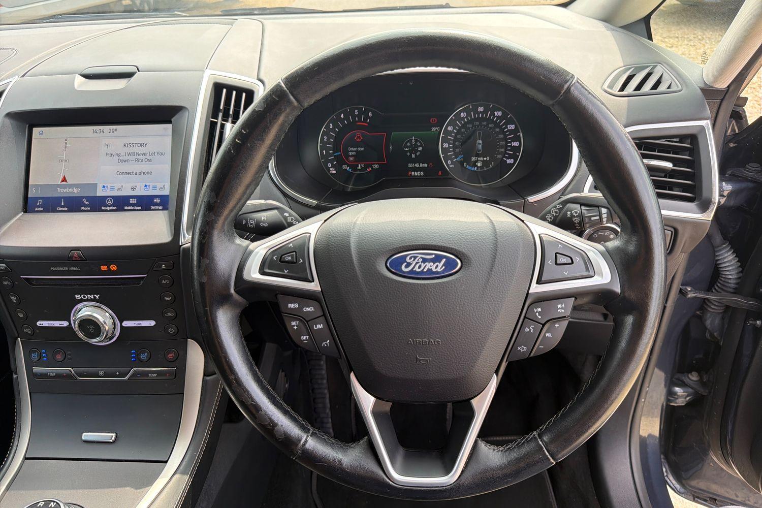 Ford S-Max Photo 11