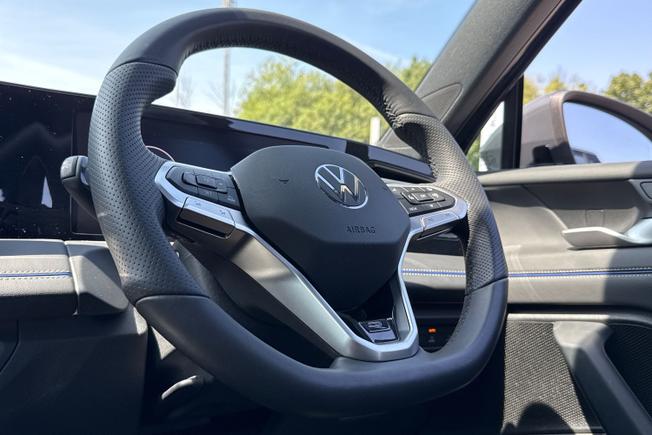 VOLKSWAGEN Tiguan Photo 26