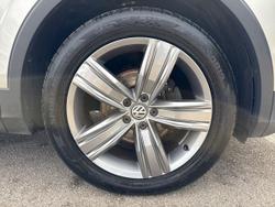 Volkswagen Tiguan Photo 5
