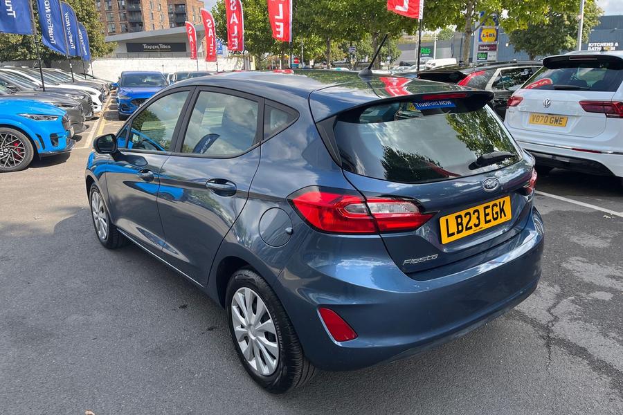 Ford FIESTA Photo autoimg-d39e27f5b9675262e4690580782b2c5ba594b20d.jpg
