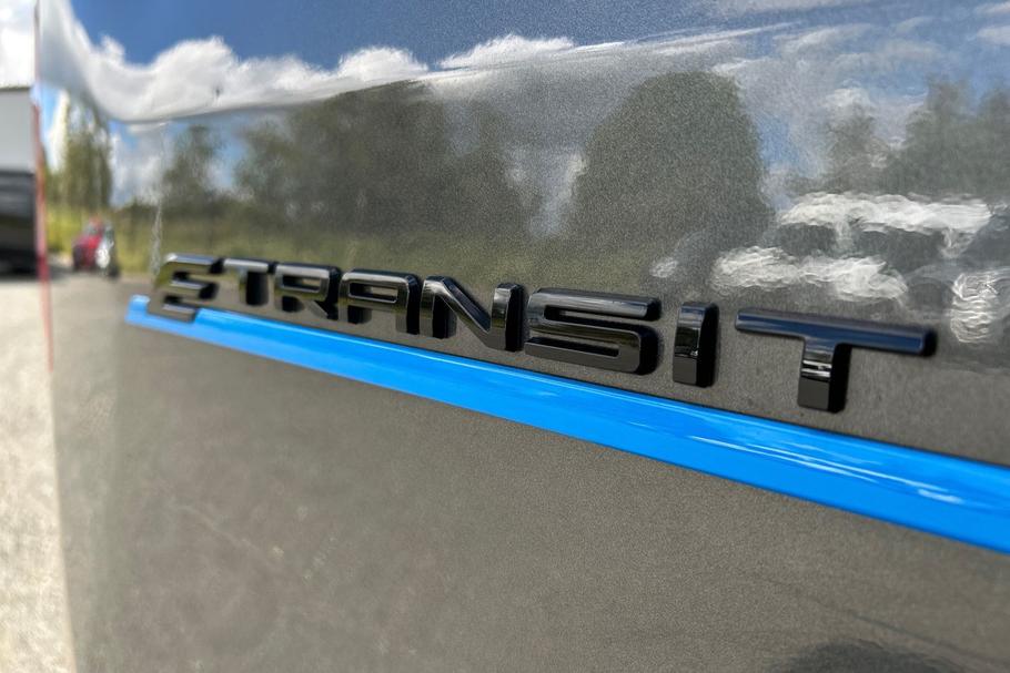 Used Ford E-TRANSIT 21