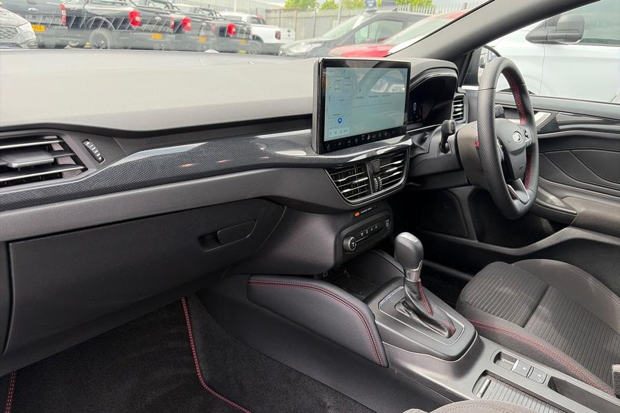 Ford Focus Photo autoimg-d3a07b53414b277770e6d3f9616cb5e7b73bb432.jpg