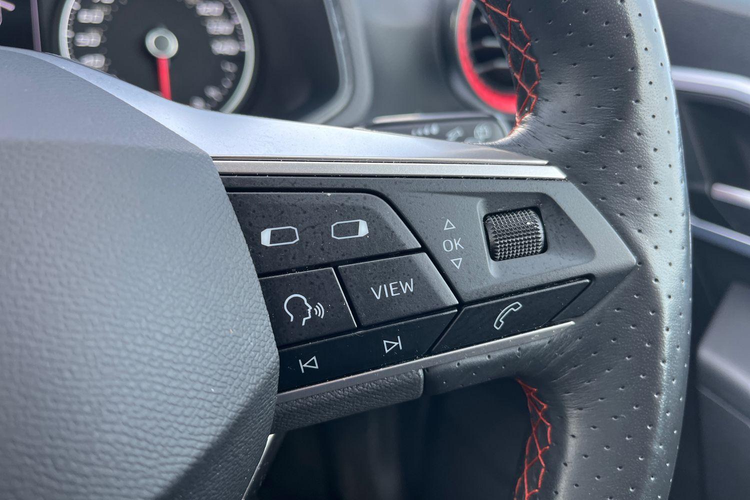 SEAT ARONA Photo 27