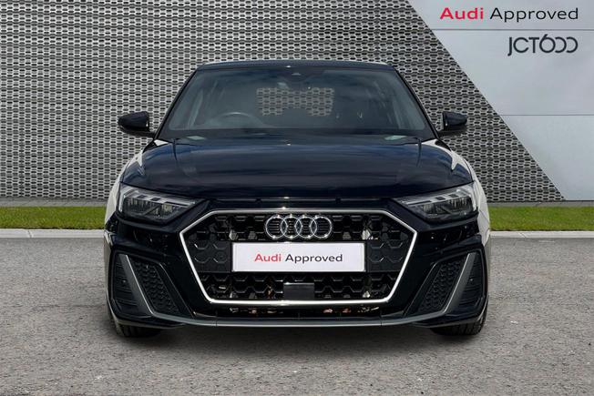 AUDI A1 Photo 8