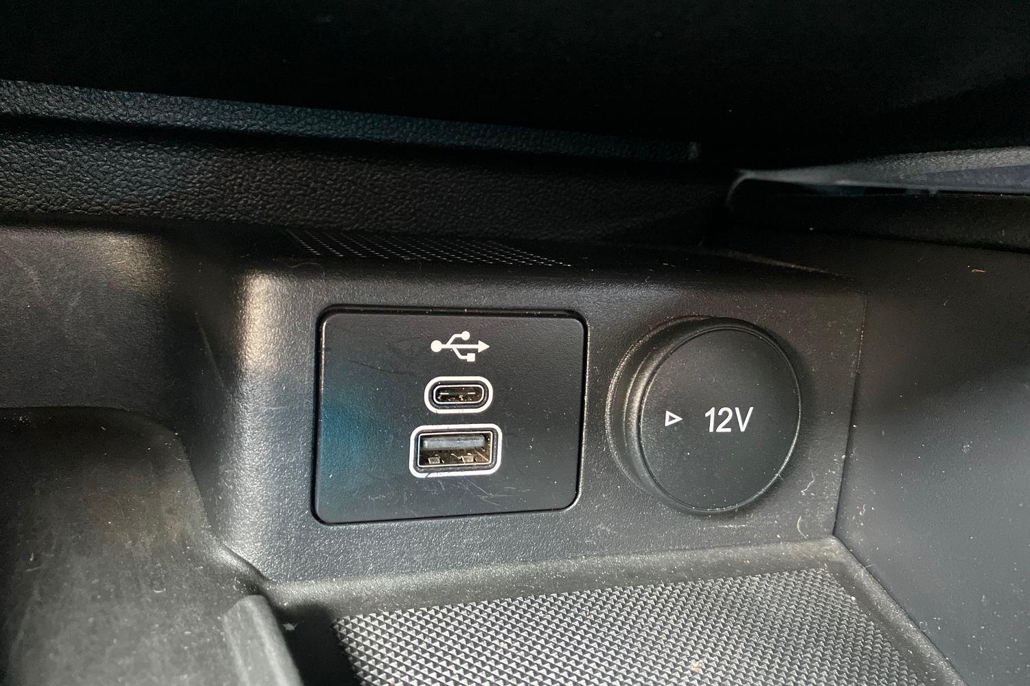 Ford FOCUS Photo 23