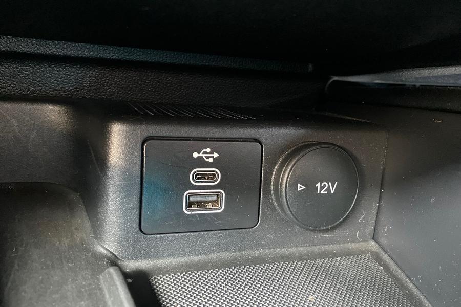 Ford FOCUS Photo autoimg-d3a44982a167220a93414475bc2109d173505513.jpg