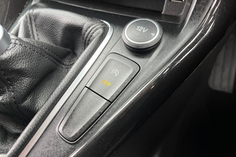 Ford Focus Photo autoimg-d3a64260044df7ea75a1f7f41652adbde8db9786.jpg