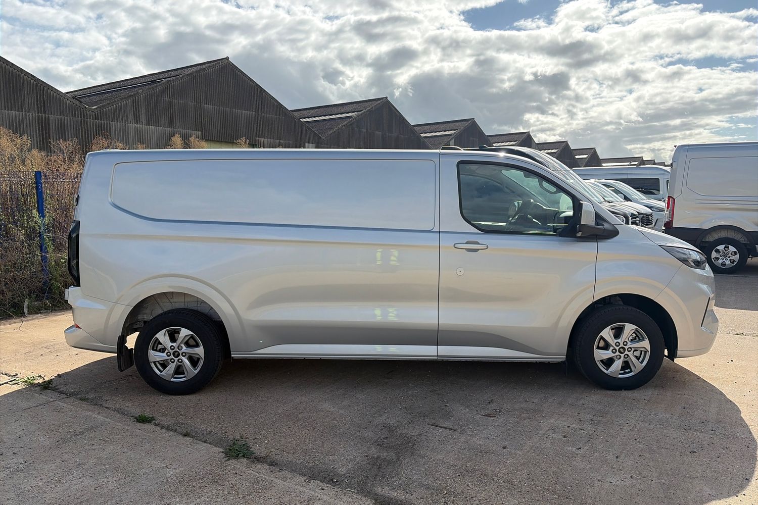 Ford TRANSIT CUSTOM Photo 20